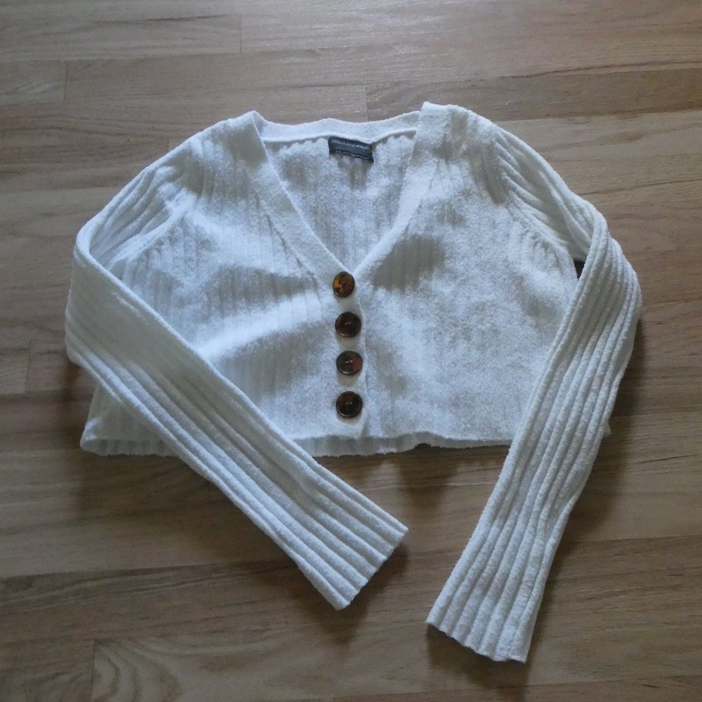 Urban Outfitters White Cropped Button Up Sweater